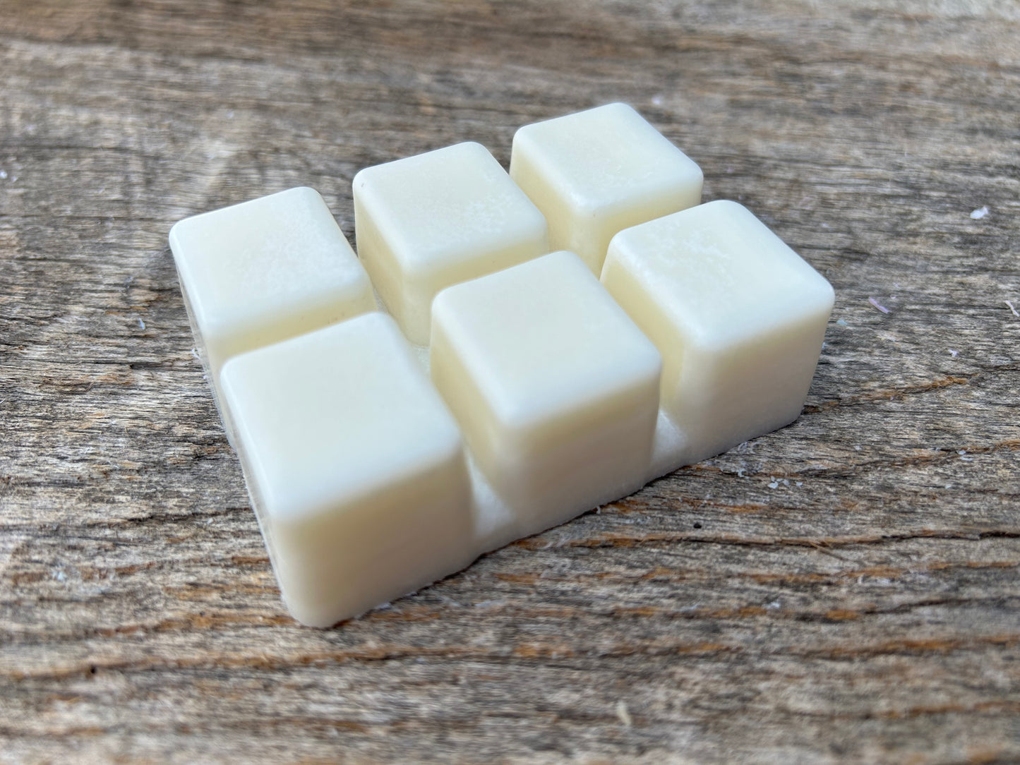 Clean Sheets - Fresh Linen Soy Wax Melt