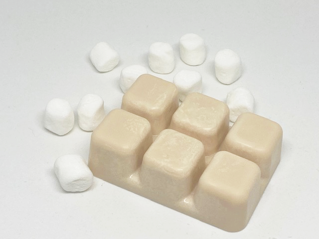 Glamping - Fire Roasted Marshmallow Scented Soy Wax Melt image 6