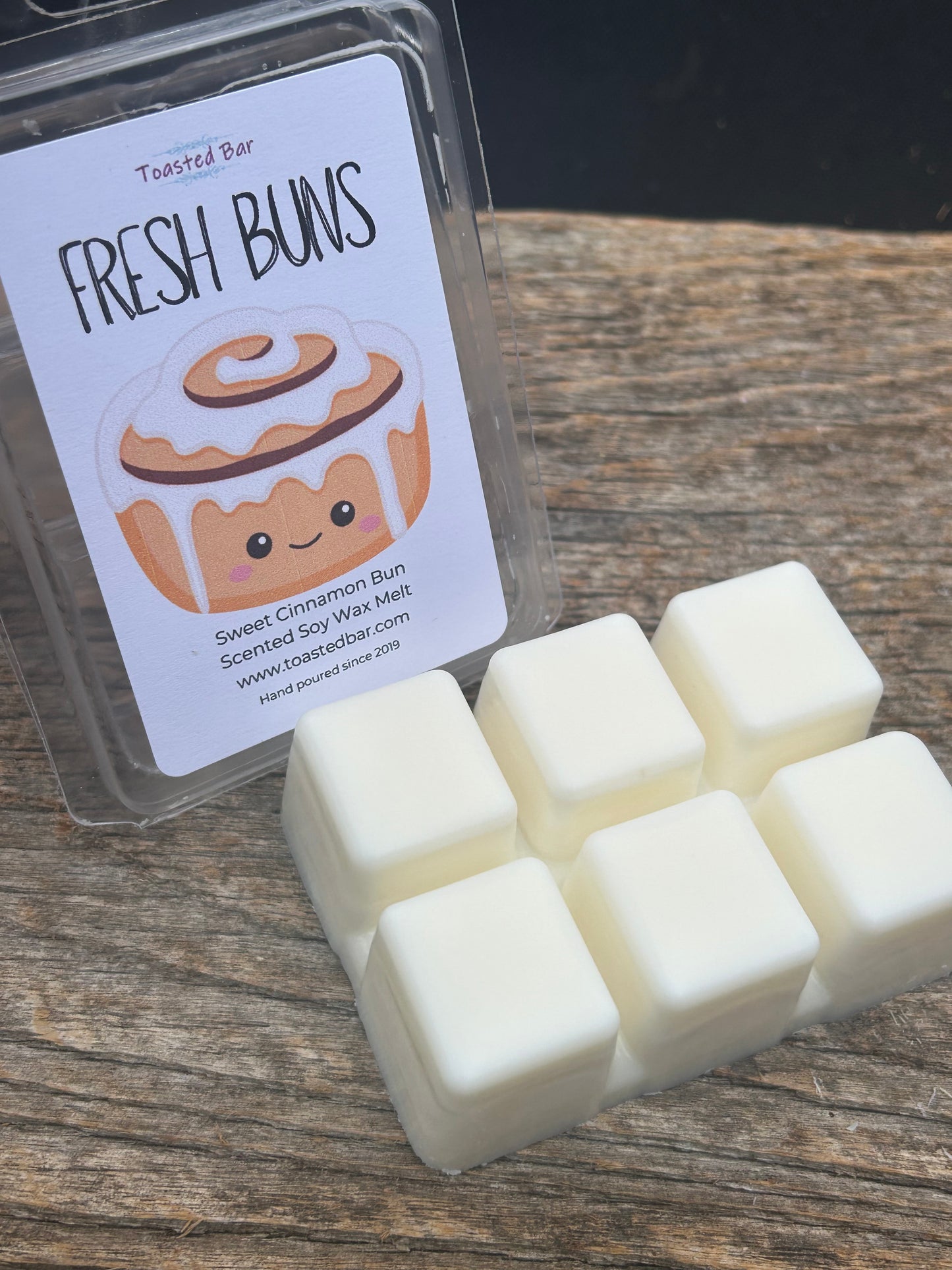 Fresh Buns - Sweet Cinnamon Bun Scented Soy Wax Melt