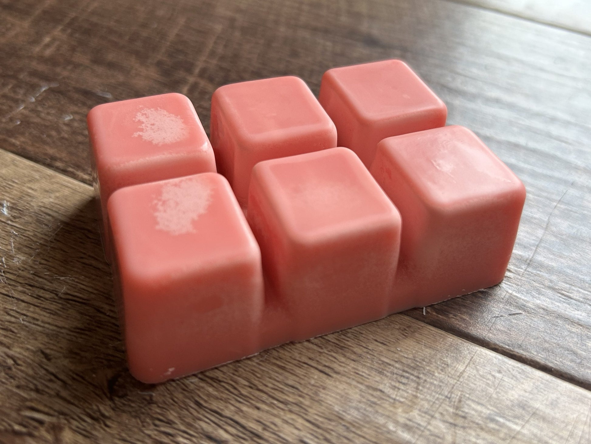 Hockey Season - Apple and Maple Bourbon Scented Soy Wax Melt image 2