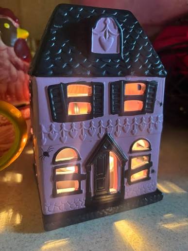 Haunted House Wax Warmer